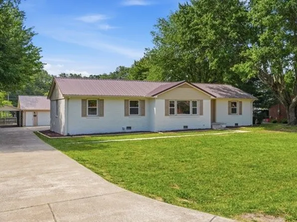 1305 Melrose St, Tullahoma, TN 37388