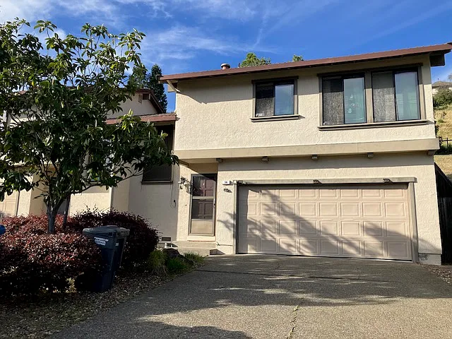 40 Shannon Ct — Photo 3