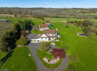 18 Linvale Rd, Ringoes, NJ 08551