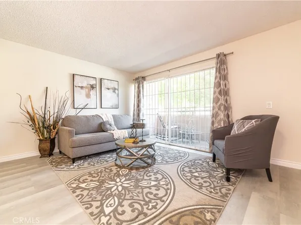 918 W College St APT 413, Los Angeles, CA 90012