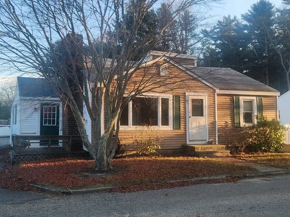 1 Gibbs Ball Park Rd, Wareham, MA 02571