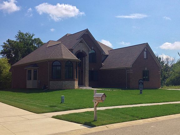 2nd image of 7171 Suncrest Dr
