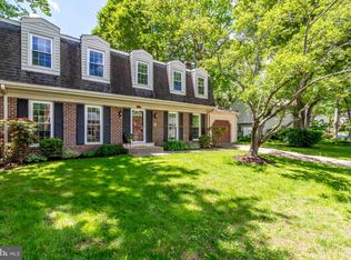 8817 Cuttermill Pl, Springfield, VA 22153