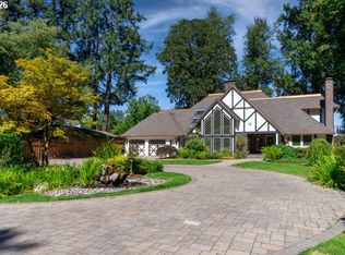 5075 Mapleton Dr, West Linn, OR 97068