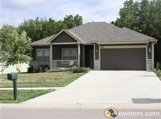 4610 NW 50th Ct, Topeka, KS 66618