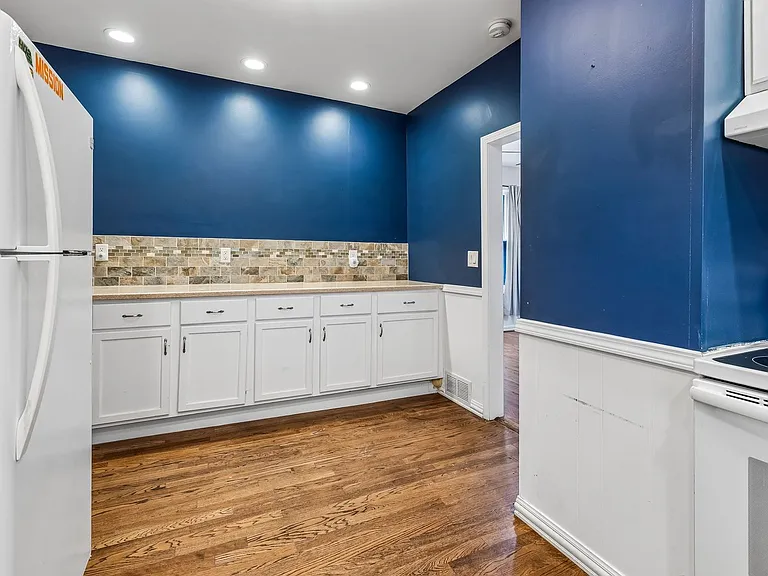 535 N Pebble St — Photo 10