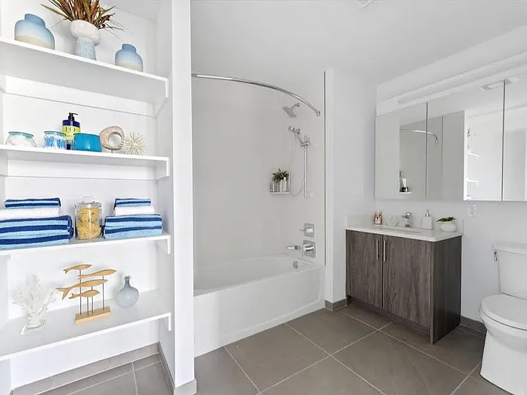 185 Avenue F #1-01 — Photo 3