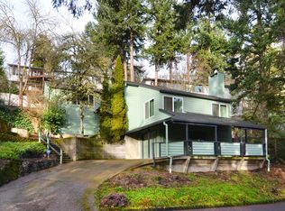1662 Fircrest Dr, Eugene, OR 97403