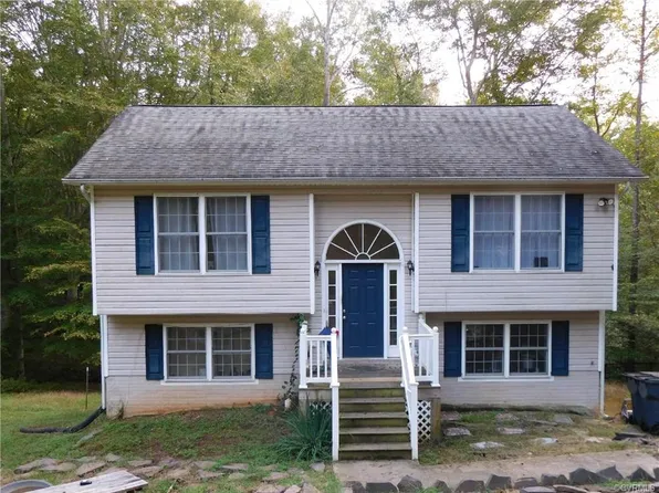 27165 Oaklawn Cir, Ruther Glen, VA 22546