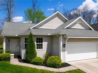 10230 Crystal Springs Dr, North Royalton, OH 44133