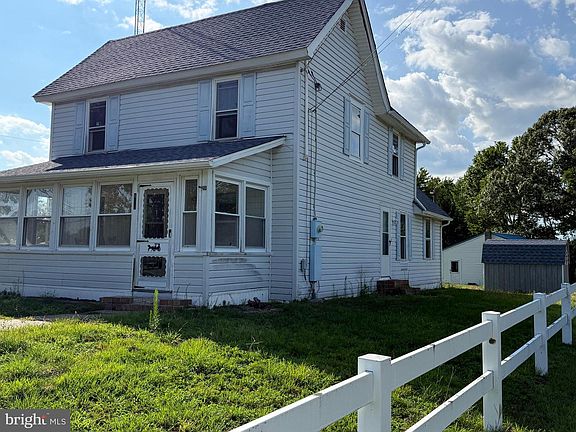 3rd image of 806 Church St
