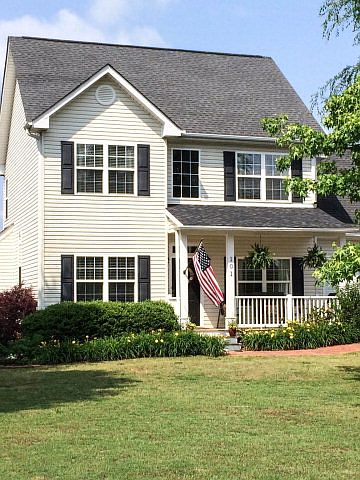 1st image of 101 Blossom Ln