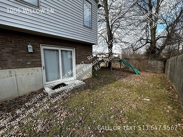 1006 Willow Ln — Photo 24