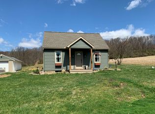 320 Gelsinger Rd, Sinking Spring, PA 19608