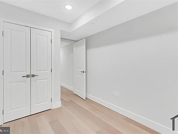 4th image of 3259 N 13th St #B