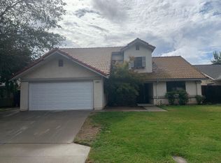 1565 E Everglade Ave, Fresno, CA 93720