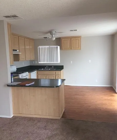 16000 Orange St #3 — Photo 1