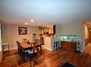 2127 Golf Course Dr, Reston, VA 20191