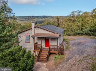 349 Trapper Ridge Ln, Hedgesville, WV 25427