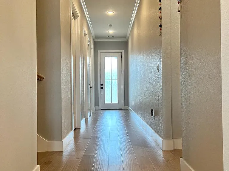 6105 SW Beacon St — Photo 4