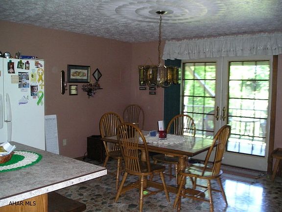5th image of 138 Red Dog Ln