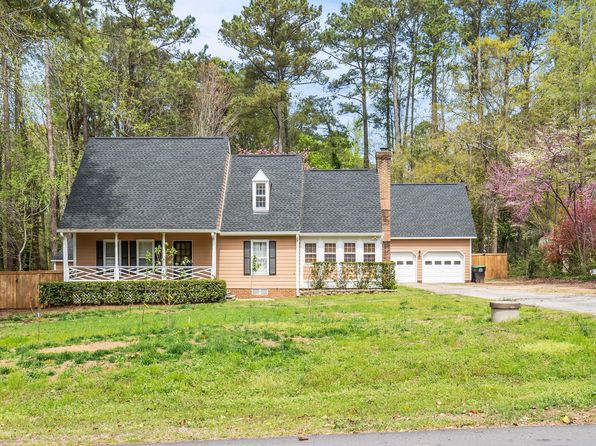 4012 Old Sturbridge Dr, Apex, NC 27539