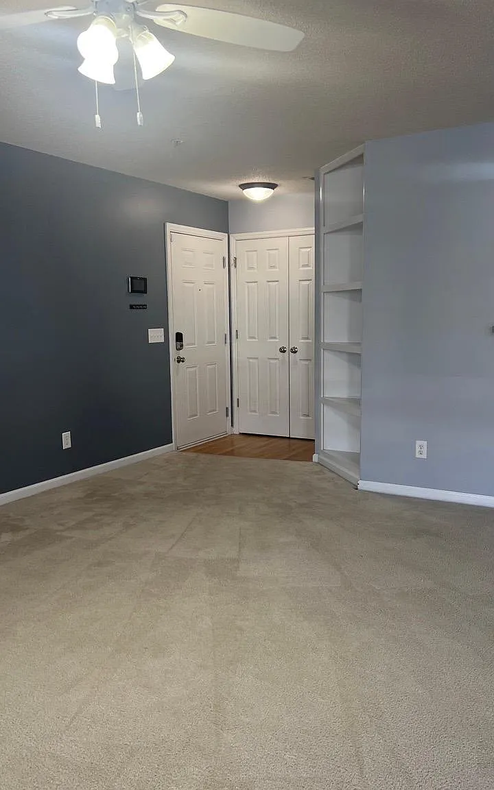 2 bed, 1126 sqft, $1,500 — Photo 2