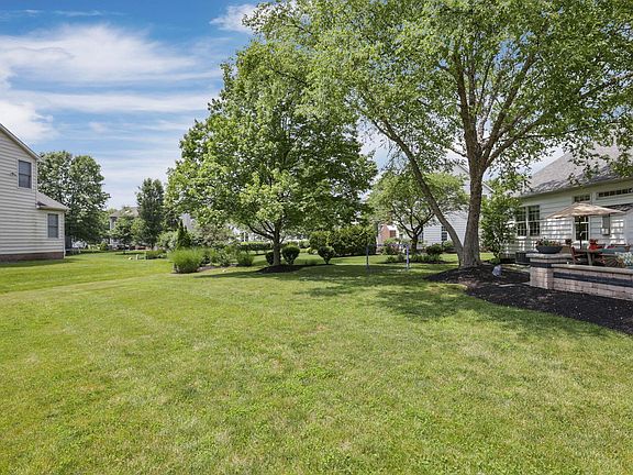 3rd image of 6707 Sunningdale Dr