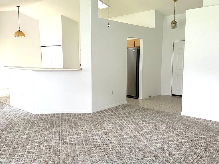 3942 NW 59th Ave — Photo 10