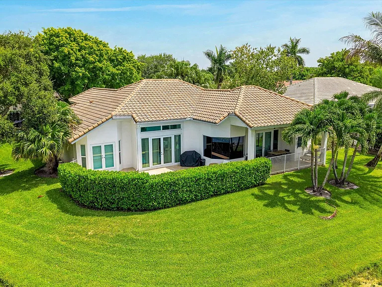 10370 NW 50th Ct — Photo 45