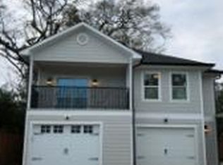 810 Milwaukee St, Houston, TX 77009