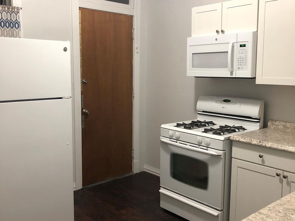 1st image of 7451 S Paxton Ave #1