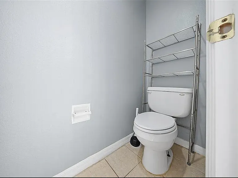 677 Orchid Dr #A — Photo 22
