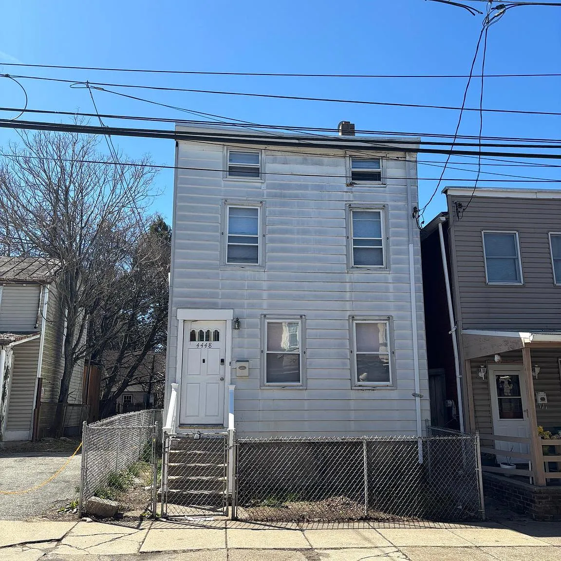 5 bed, 1.5 bath, 1870 sqft, $2,700 — Photo 1