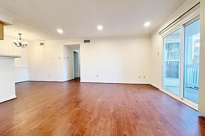 1523 Lincoln Way #204B — Photo 30
