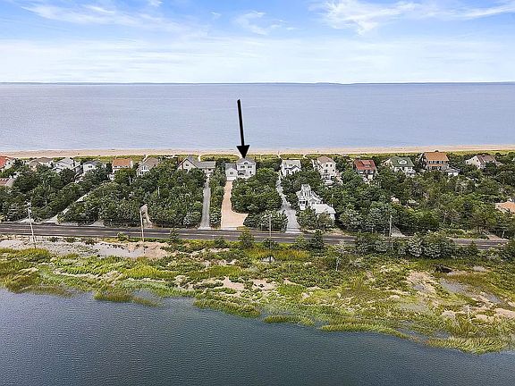 4th image of 163 Harbor Beach Rd