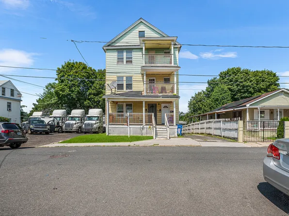 15 Willard Street, Waterbury, CT 06704