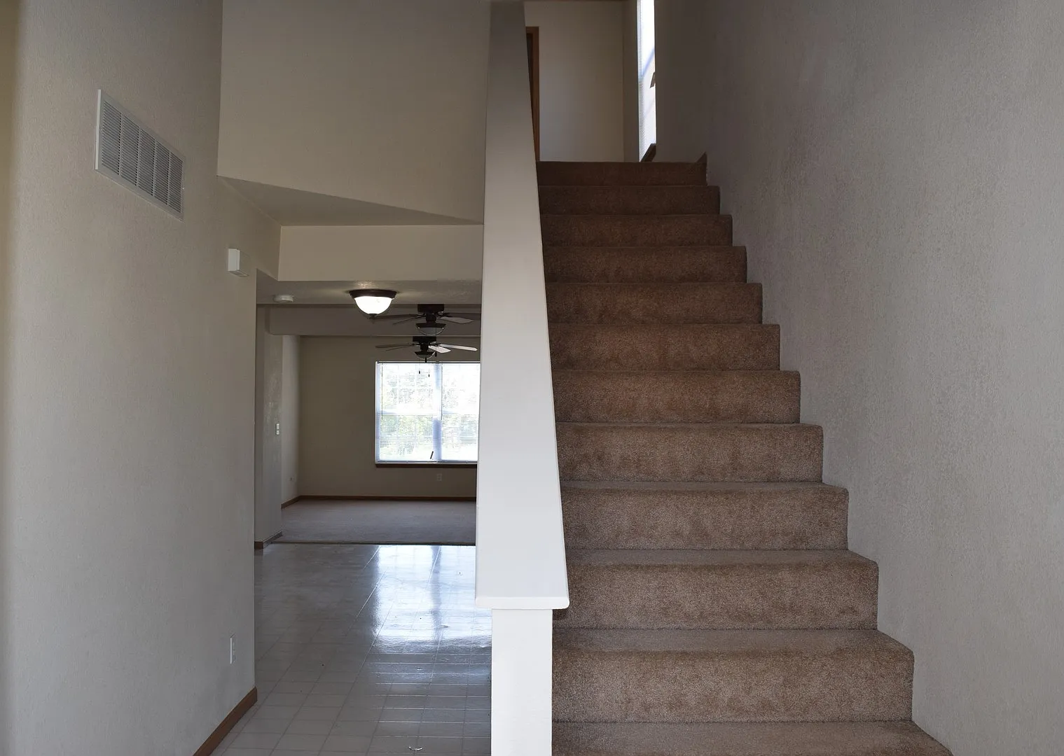 16860 B Huntington Ln — Photo 2