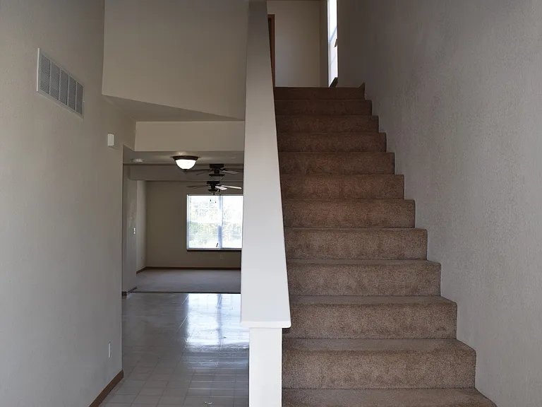 16860 Huntington #B — Photo 2