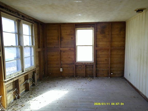 3rd image of 1227 W Highway 22