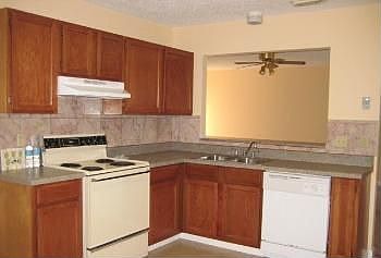 3rd image of 12612 Stockwood Ln