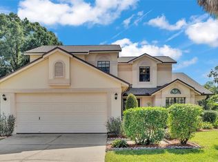 1703 Horseshoe Dr, Plant City, FL 33566