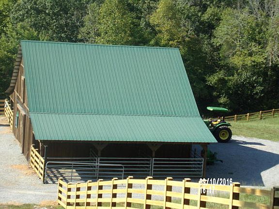 4th image of Saddleridge Dr