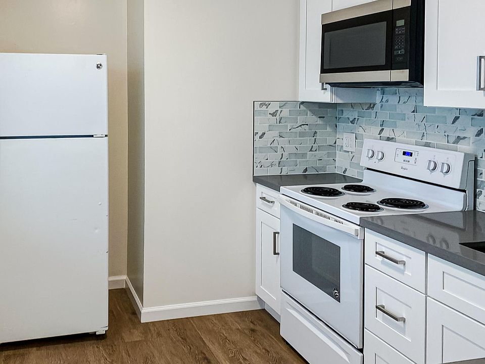 1st image of 1262 La Playa St #5