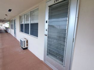 207 Dorchester E #I, West Palm Beach, FL 33417