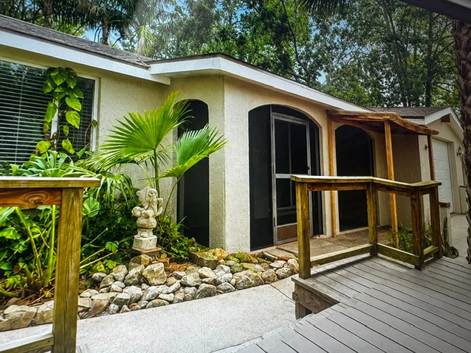 7634 Fox Hollow Dr