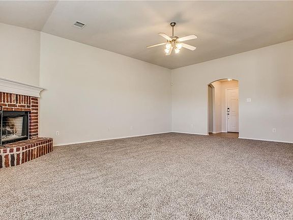 2nd image of 4109 Sonoma Dr
