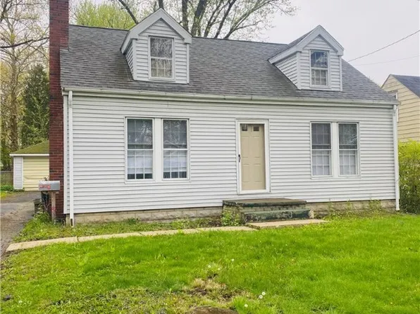 18 Nesbitt St, Poland, OH 44514