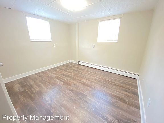 4th image of 1246 E Seneca Ave #4