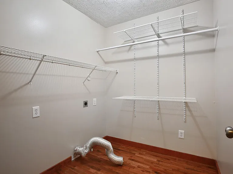 4344 Edgeley Ct — Photo 11